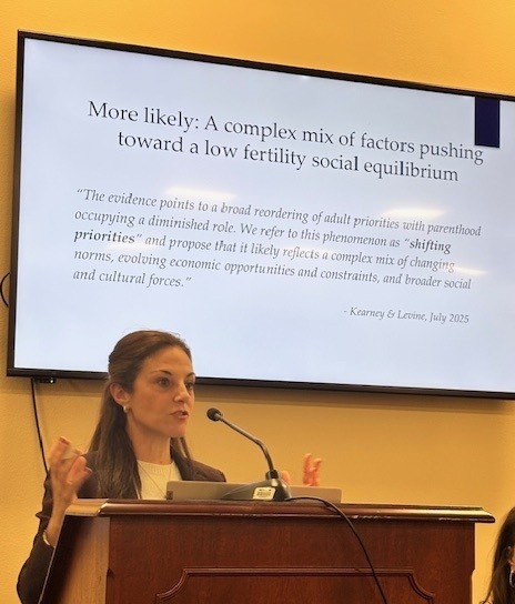 Dr. Melissa Kearney presents Dr. Melissa Kearney presents